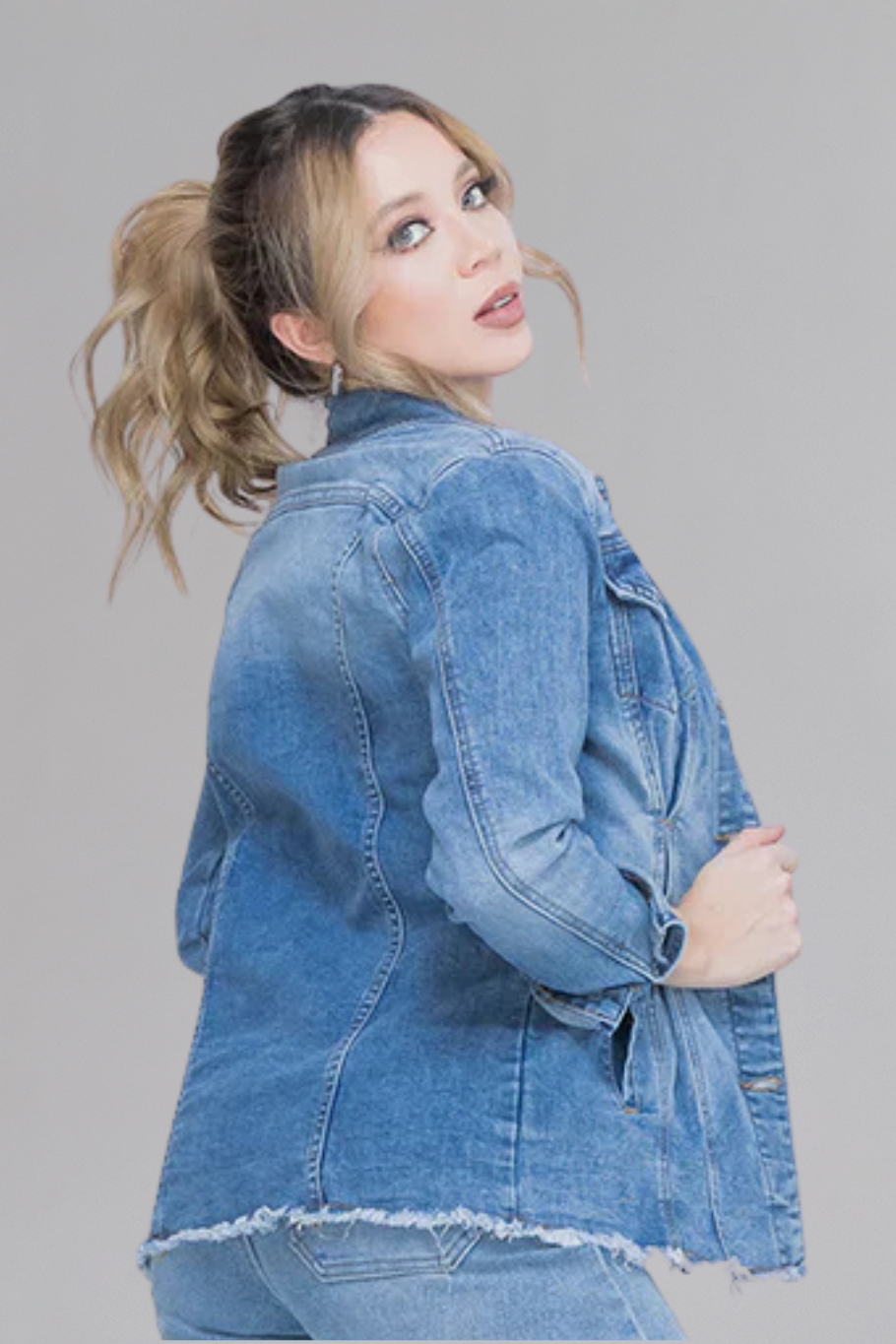 CHAQUETA DENIM AZUL SKY - BASICS
