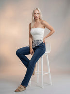 Jean Regular Fit Azul Fuerte con Pañoleta de Encaje Blanca