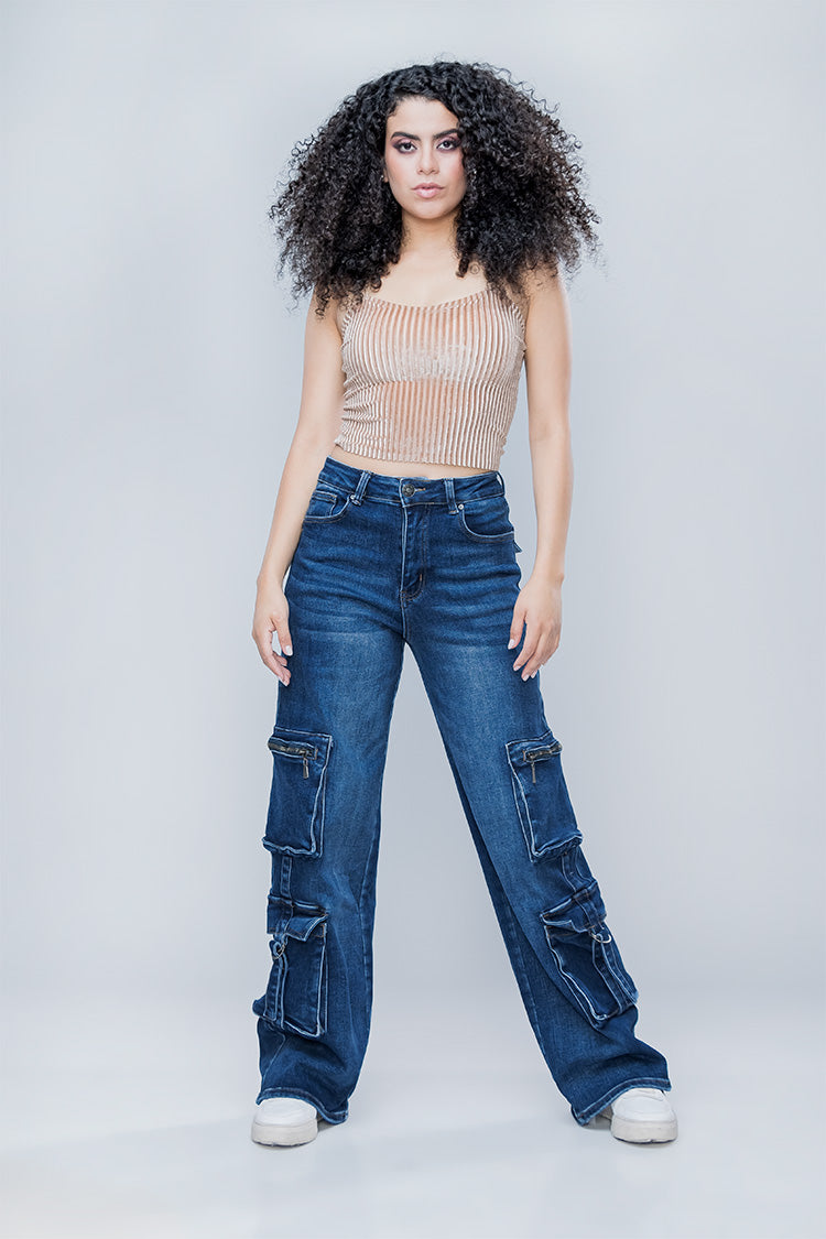 Jeans Cargo Multibolsillo con Deslavado en Mezclilla - Moda y Estilo