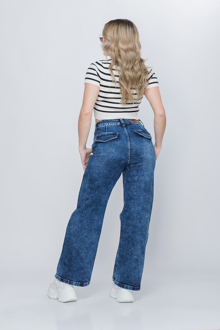 Jeans Wide Leg Desgastados y Cintura Alta