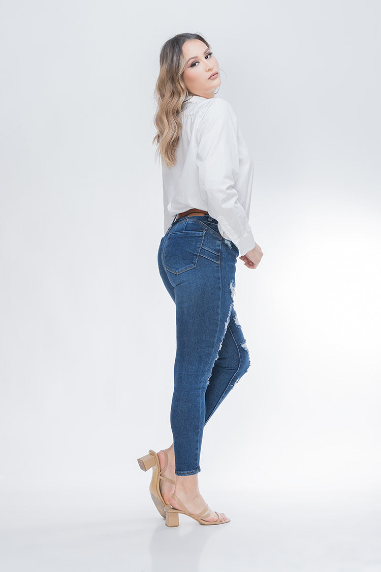 Jeans Skinny Fit Roto con Parches y Cinturon - Chic