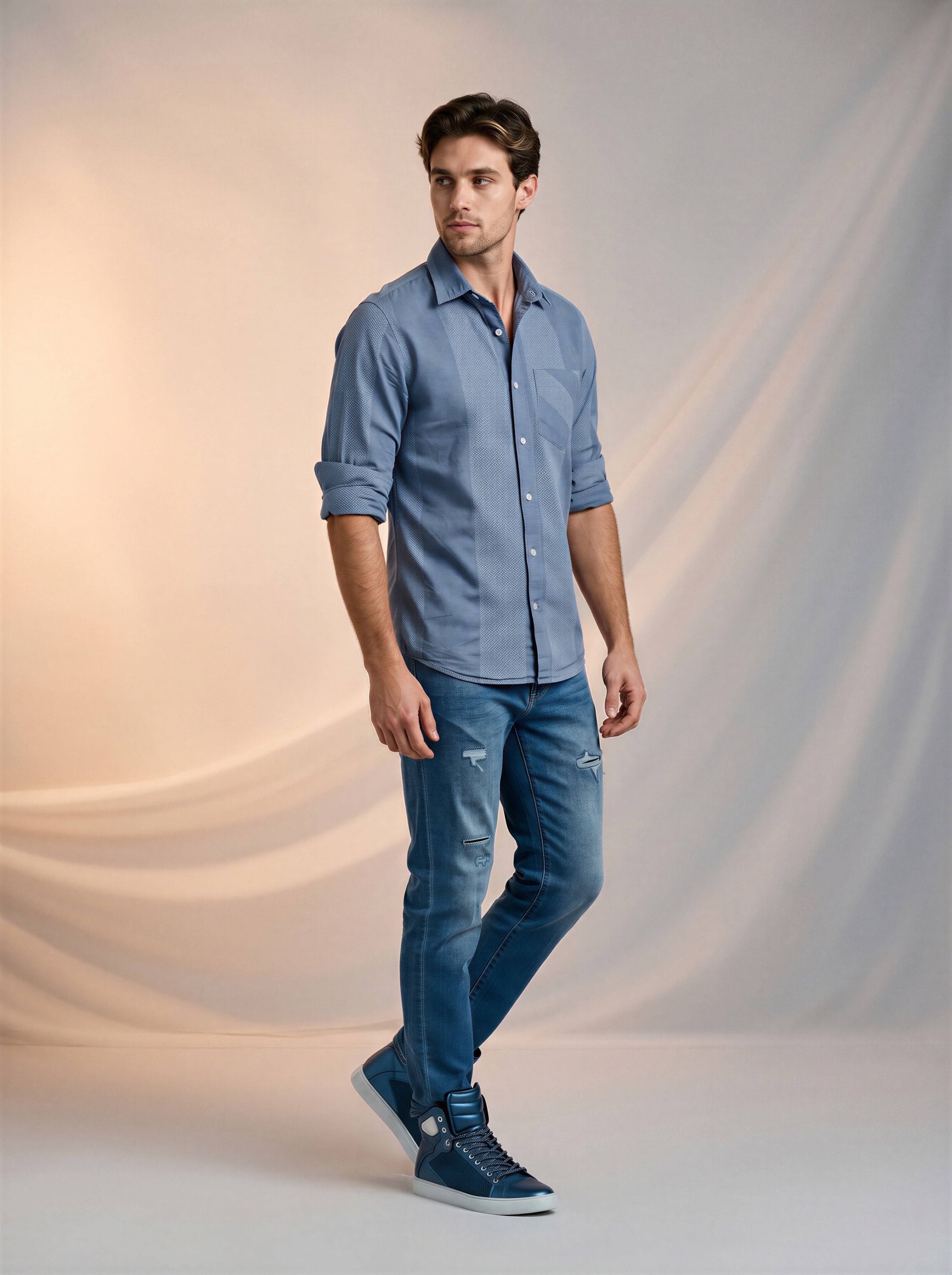 Jeans Slim para caballero con rotos azul medio