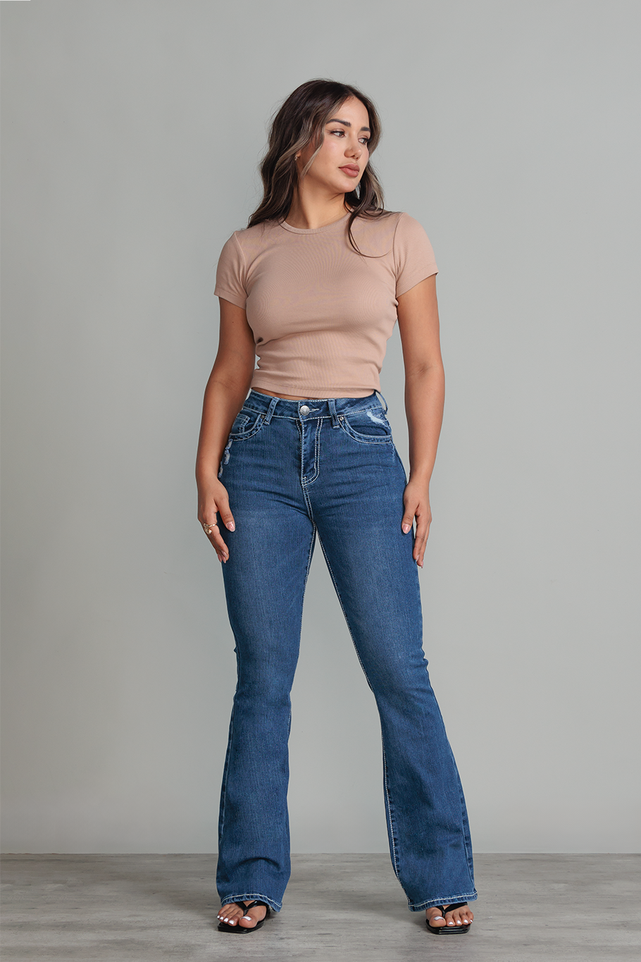 JEANS FLARE MARINE BORDADO - BASICS