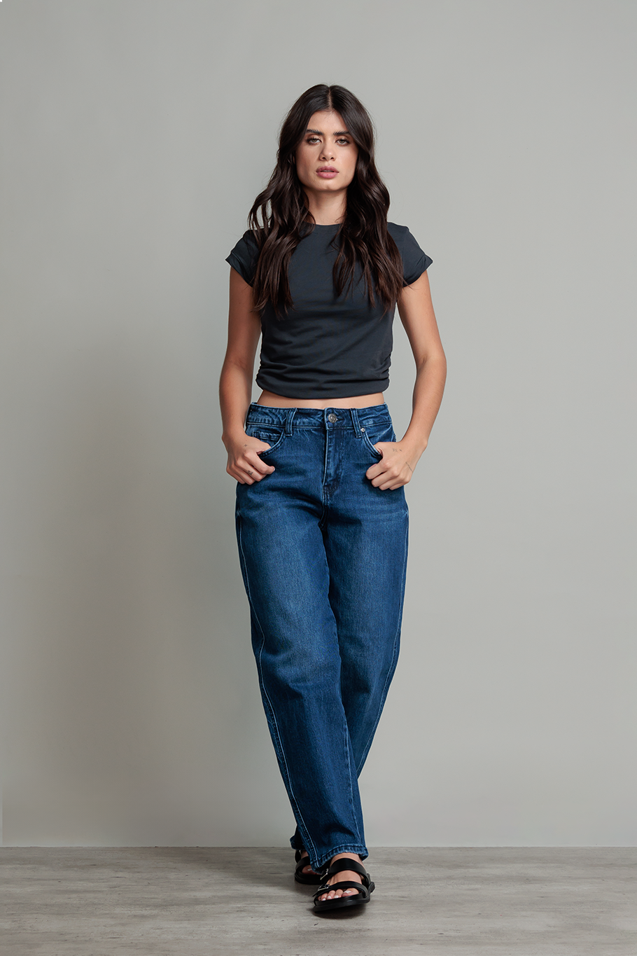 JEANS BARREL AZUL MARINO - BASSICS