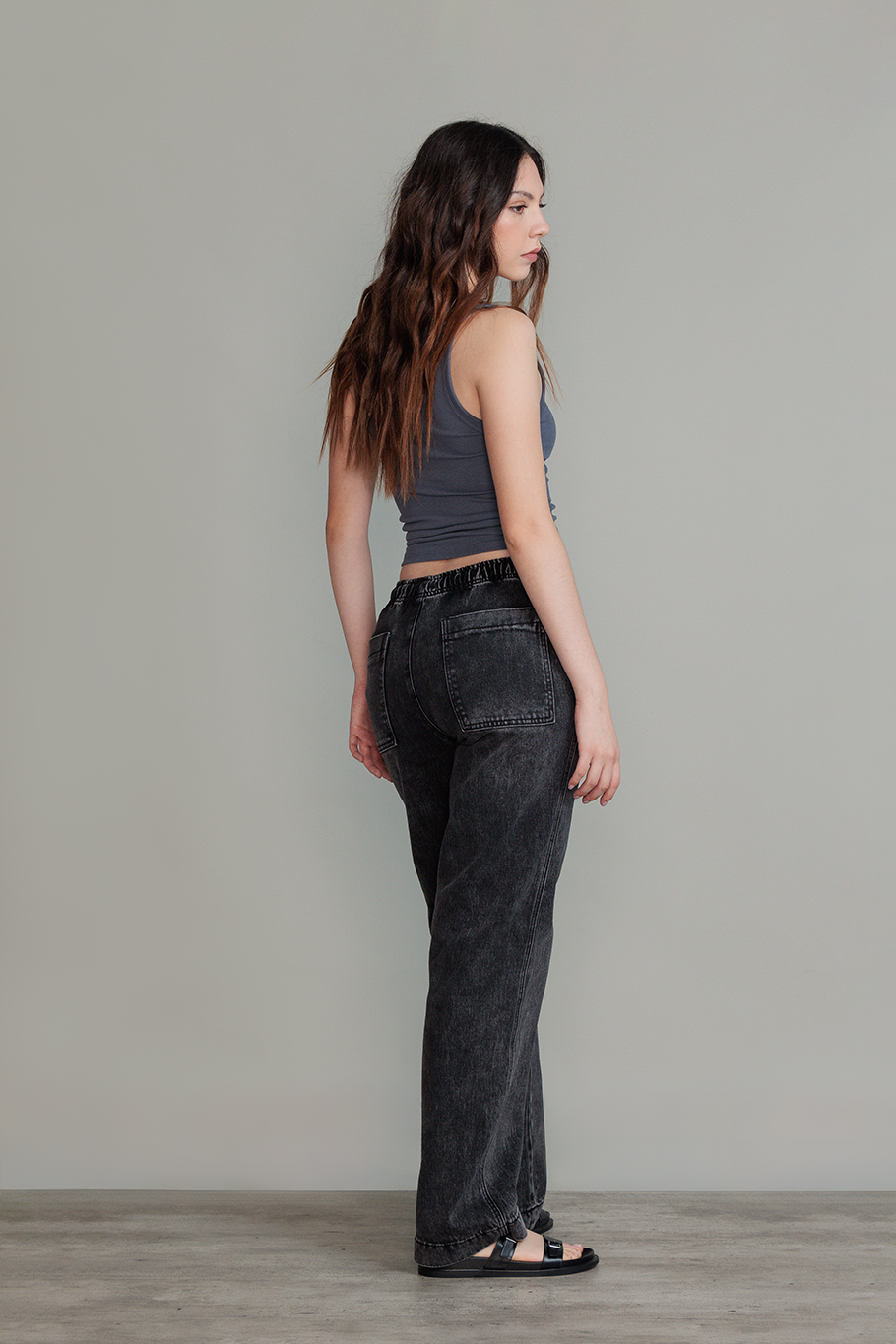 JOGGER BLACK WASH WIDE LEG - ESSENTIAL