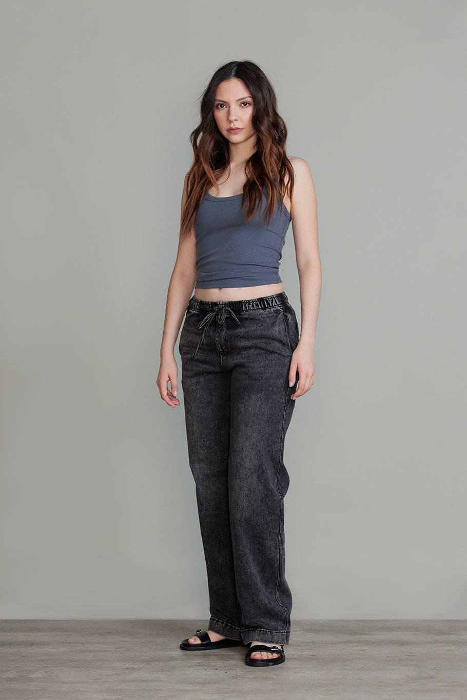 JOGGER BLACK WASH WIDE LEG - ESSENTIAL