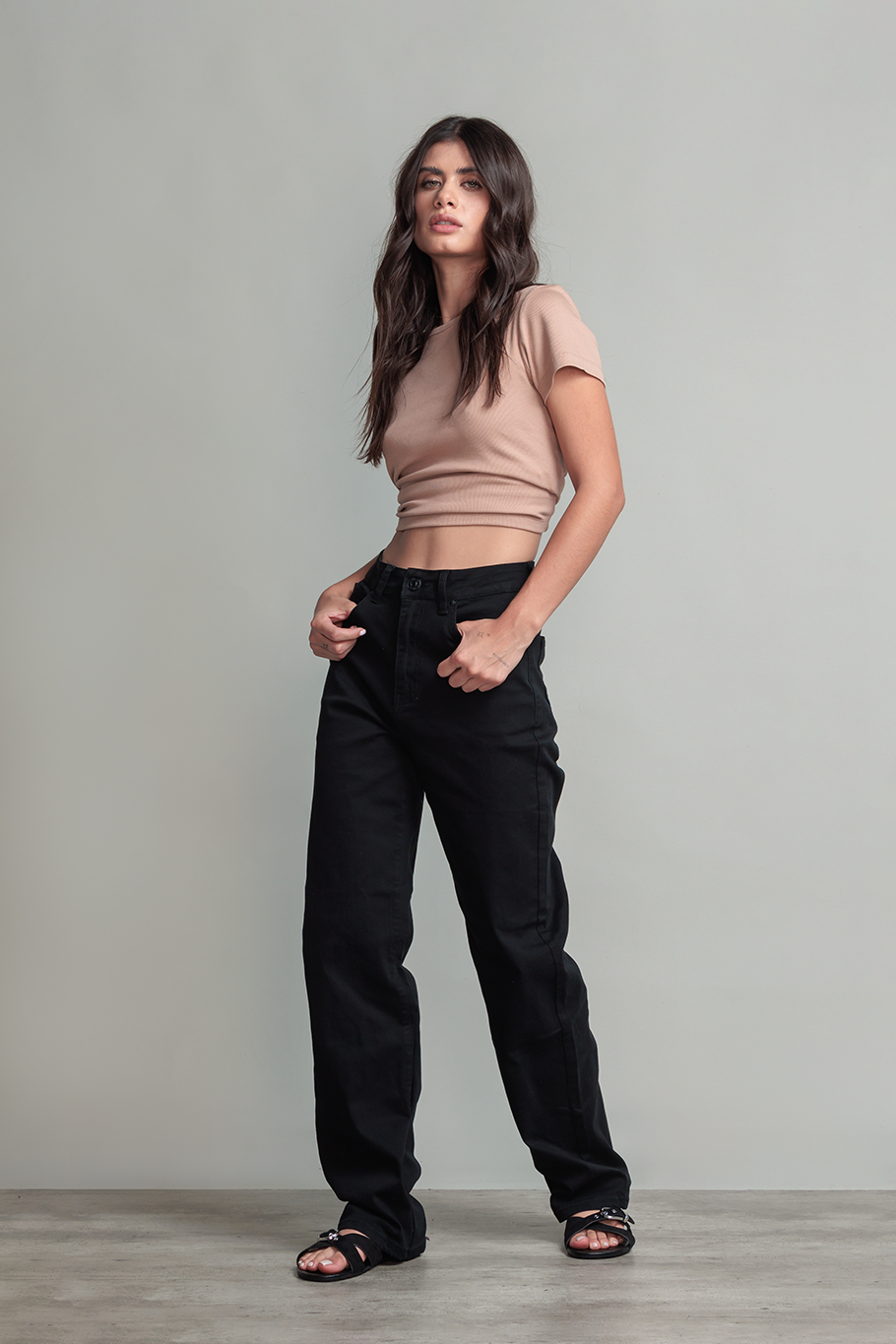 STRAIGHT FIT NEGRO - BASICS