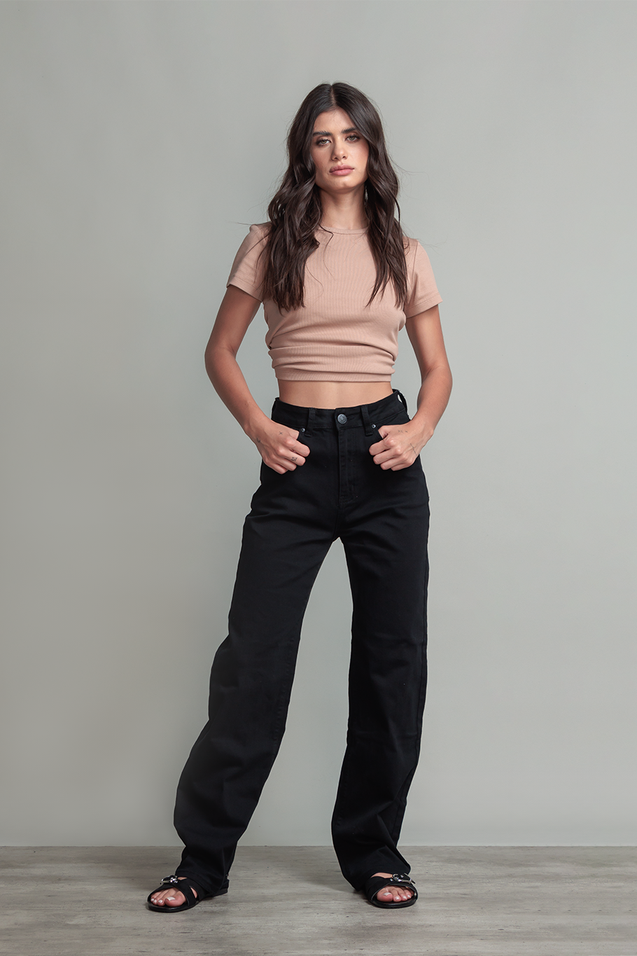 STRAIGHT FIT NEGRO - BASICS