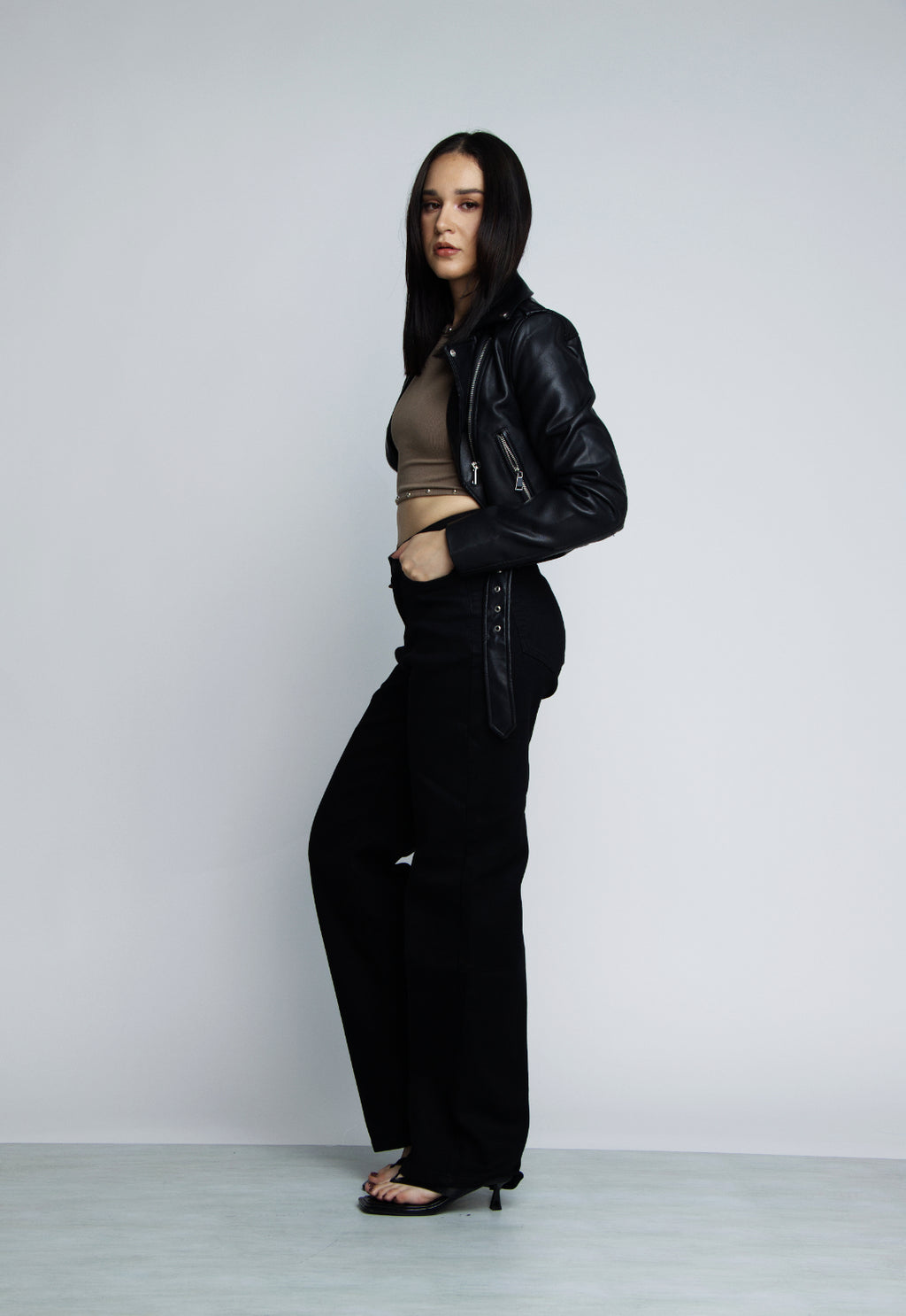 JEAN STRAIGHT LEG - NEGRO