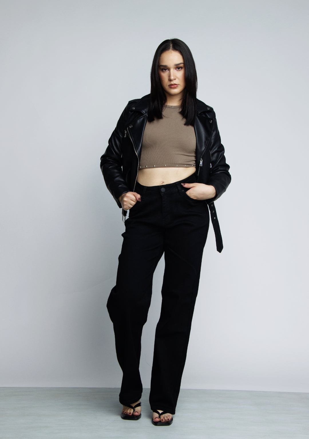 JEAN STRAIGHT LEG - NEGRO