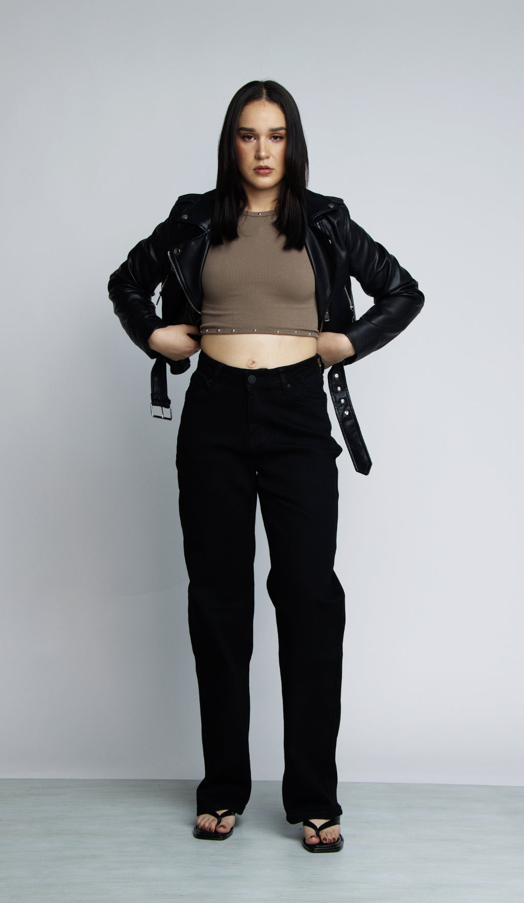 JEAN STRAIGHT LEG - NEGRO