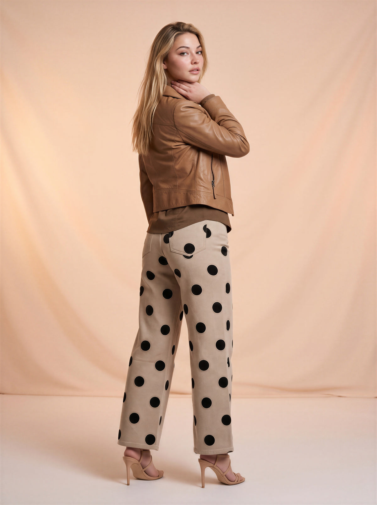 Marine Beige Con Lunares Negros ES-2116