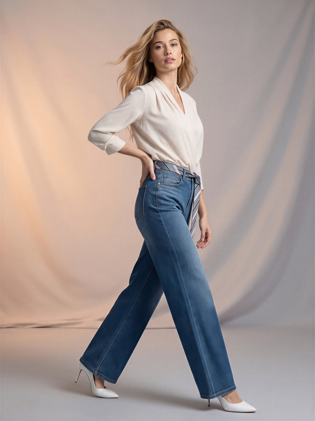 Wide Leg Azul Medio con Corbata