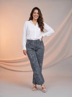 Jean Regular Fit Plus Gris Claro Textura con relieve MON-3121P