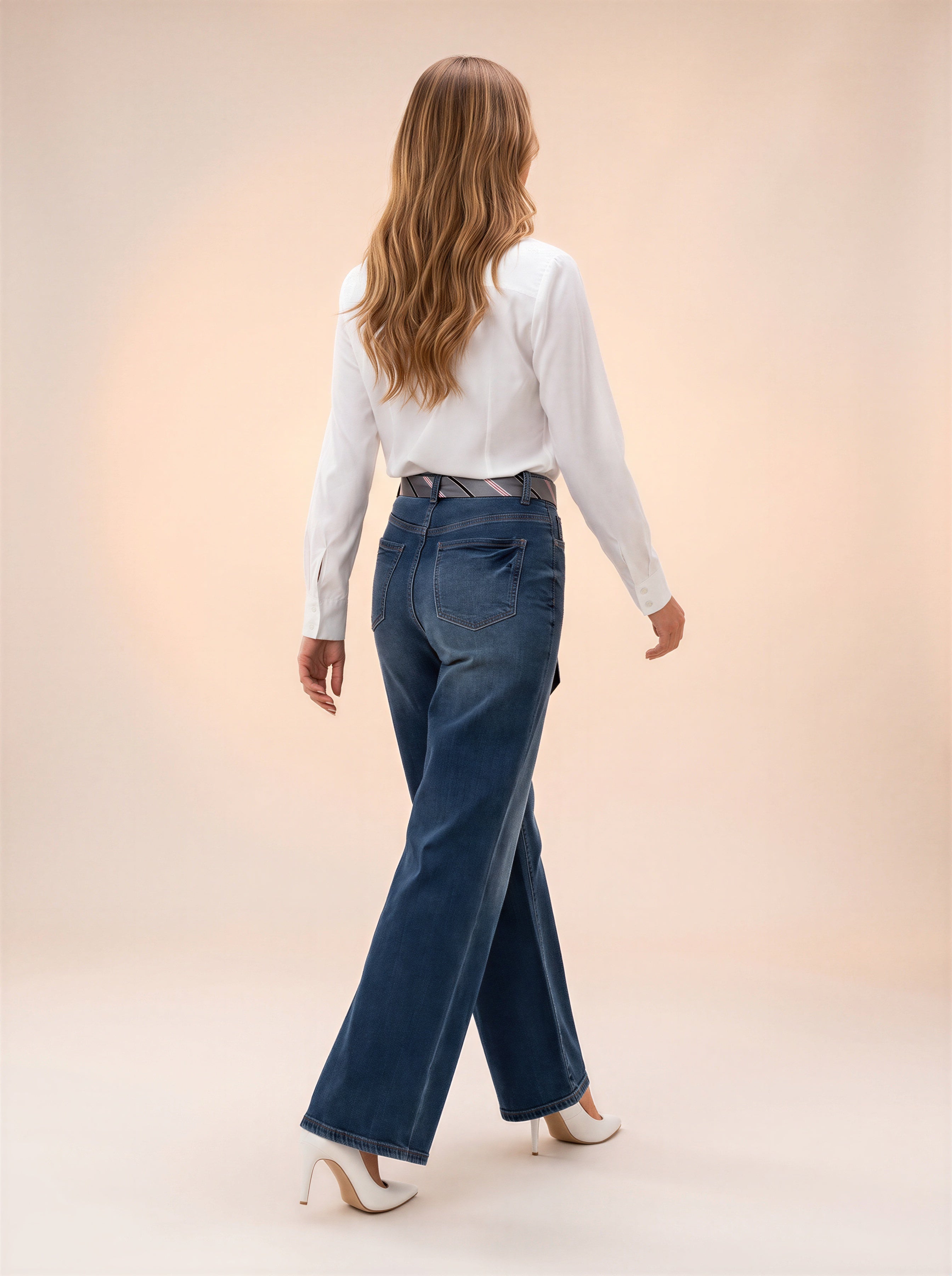 Wide Leg Azul Marino con Corbata
