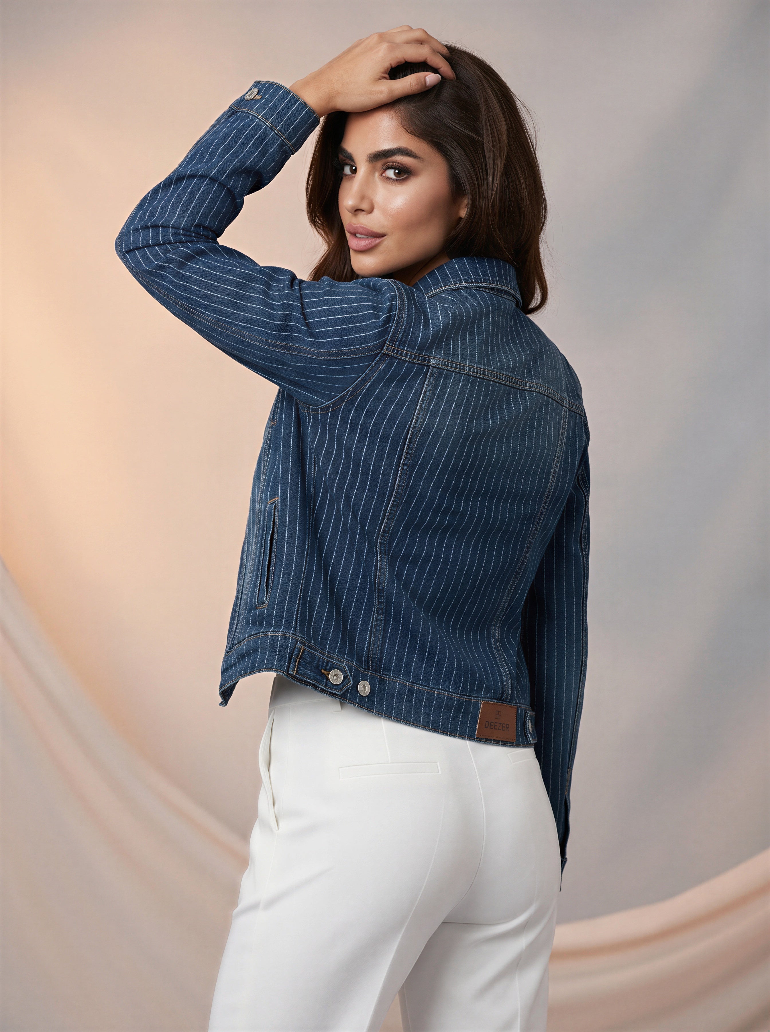 Chaqueta con Stretch Azul Marino con Rayas