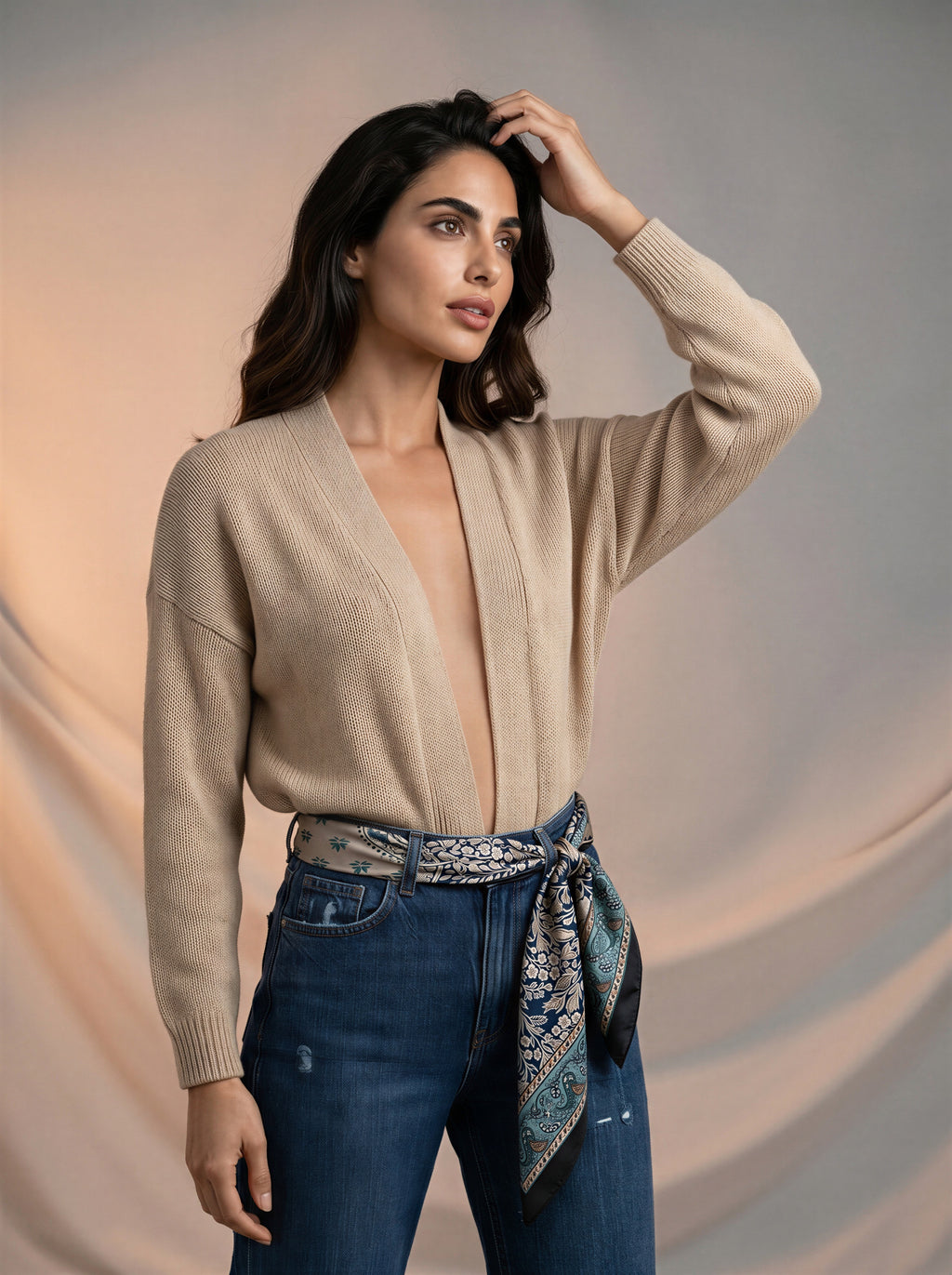 Jean Regular Fit Azul Marino con Rotos y Pañoleta