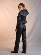 Pantalón de Piel Sintética Negro AG-1912