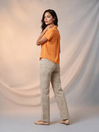 Jean Marine Amarillo Claro Con Relieve Floral DE-726